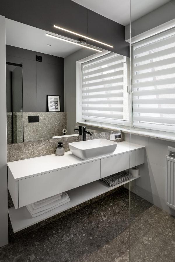 Apartamenty Rodzinne Zdrojowe Kudowa-Zdrój Exterior foto