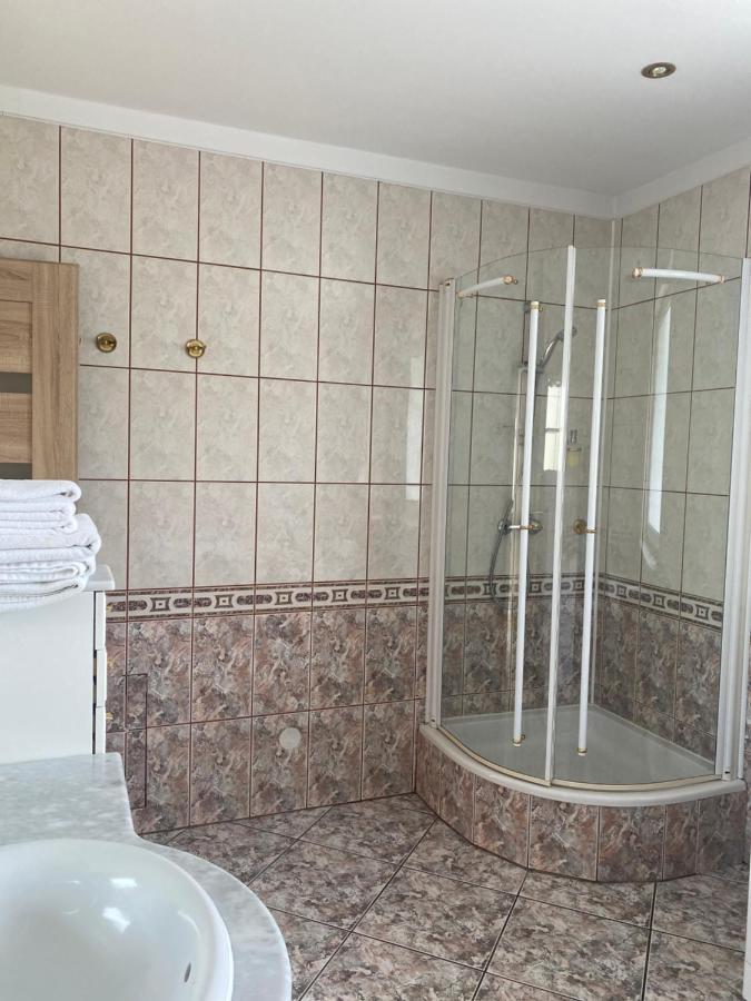 Apartamenty Rodzinne Zdrojowe Kudowa-Zdrój Exterior foto